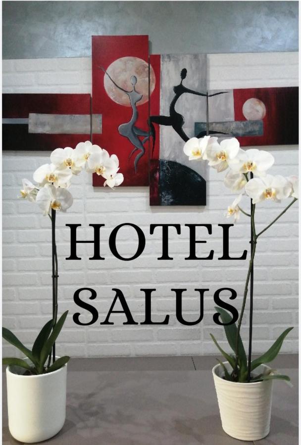 Hotel Salus Milão Exterior foto
