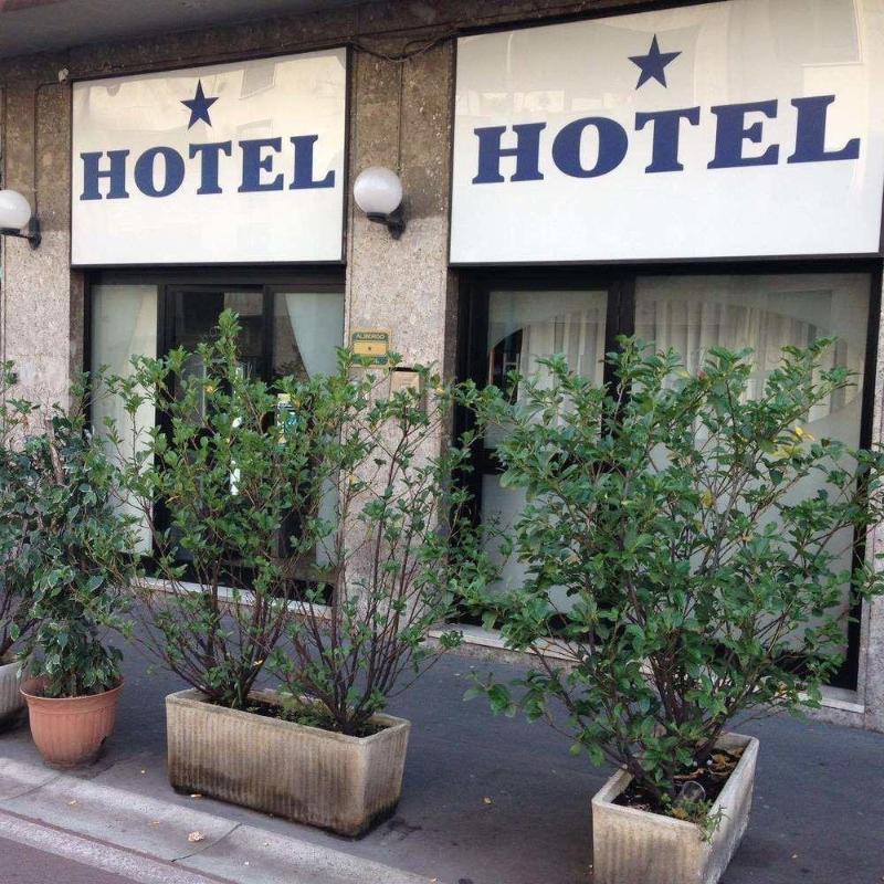 Hotel Salus Milão Exterior foto